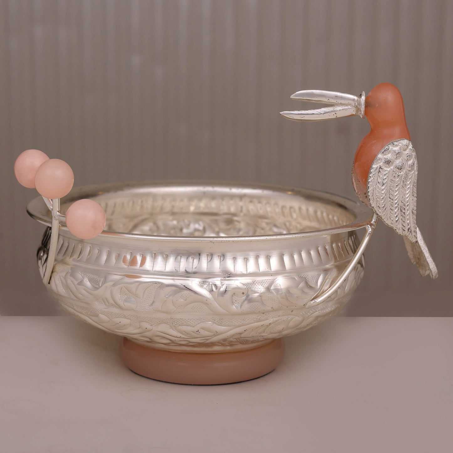 Silver Resin Bird Bowl – Elegant Decorative Table Accent