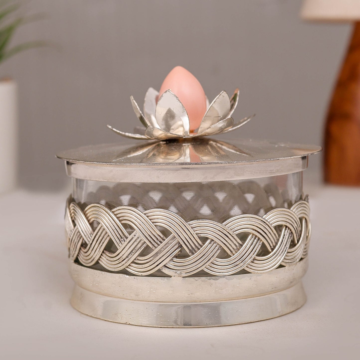 Silver-Plated Dry Fruit Box with Lotus Flower Knob – Elegant Decorative Container