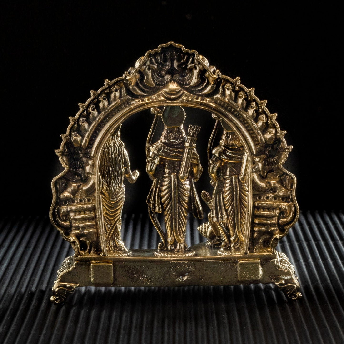 Superfine Brass Ram Darbar Idol – Antique-Finish Ram Sita Laxman Hanuman Statue for Home Temple & Festive Décor