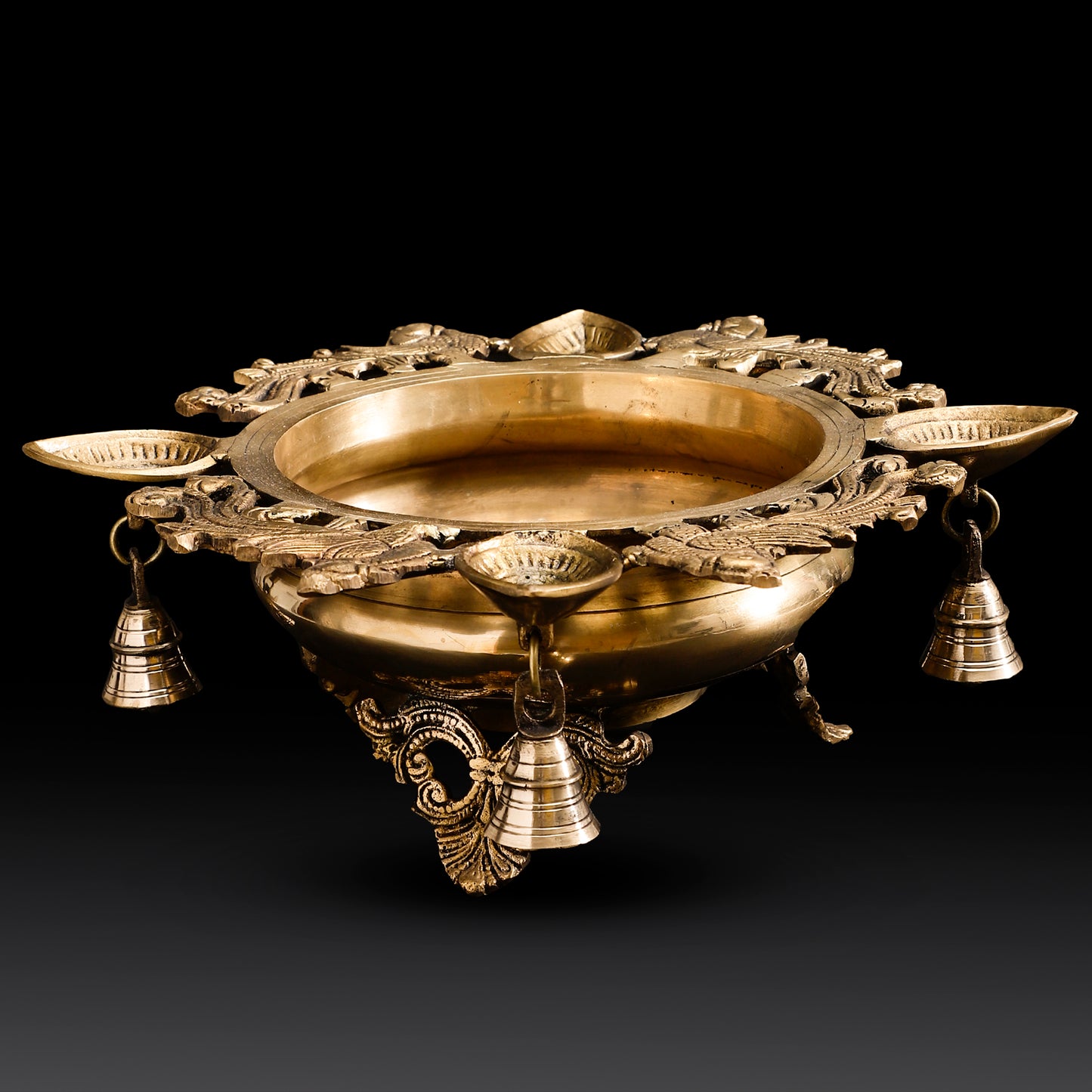 Handcrafted Brass Idol – Intricately Designed Decorative Figurine for Home, Temple & Gifting