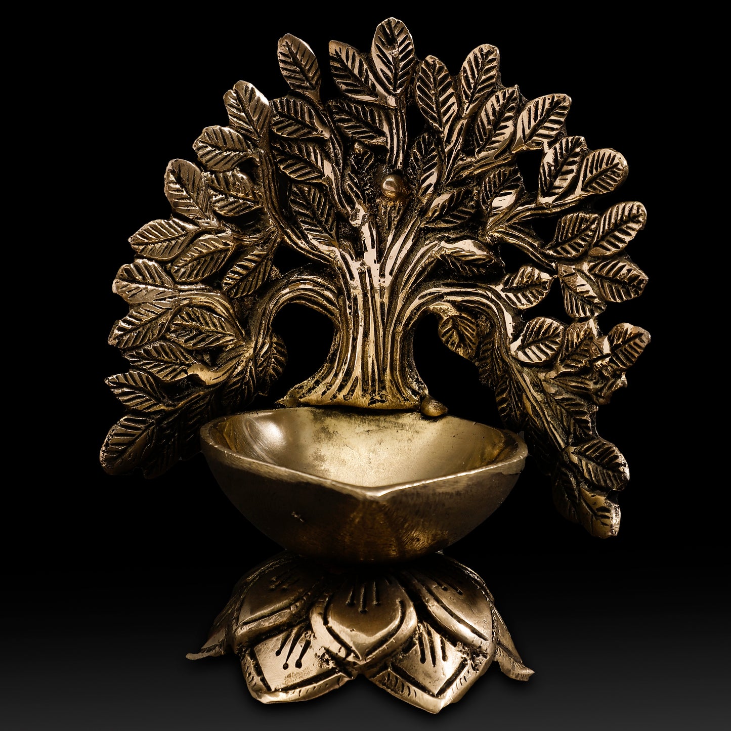 Brass Tree of Diya – Antique Finish Tree-Inspired Oil Lamp for Home Decor, Puja & Gifting