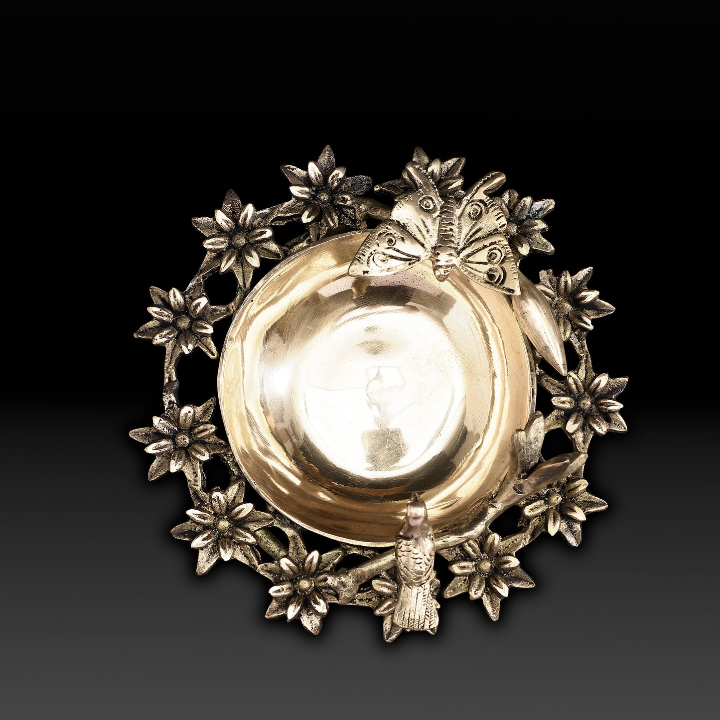 Traditional Brass Bird Urli Bowl – Vaastu Decorative Bowl for Positive Energy & Floral Floating Decor