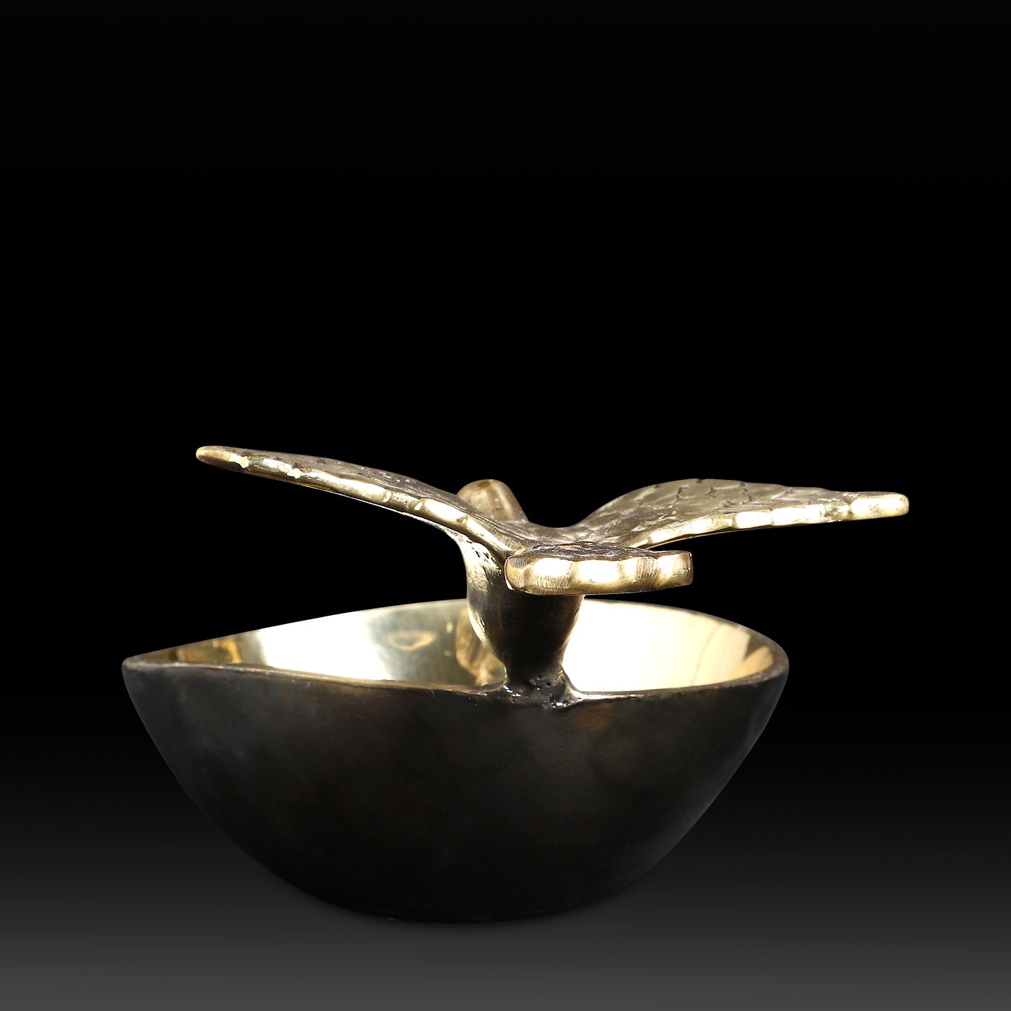 Handcrafted Brass Bird Urli Bowl – Traditional Indian Decor for Pooja & Festive Floral Arrangements