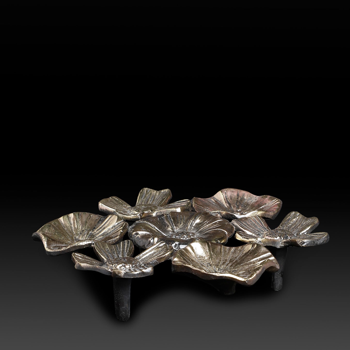 Handcrafted Brass Floral Bowl Stand – Petal-Shaped Multi-Bowl Platter for Pooja & Festive Serving