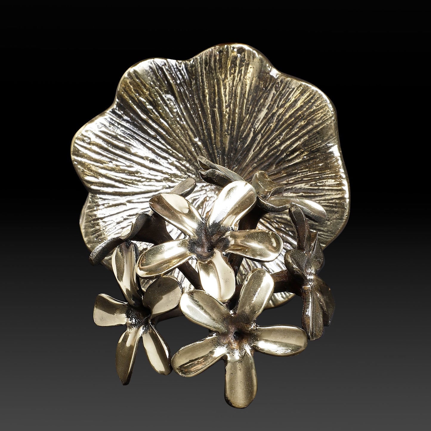 Handcrafted Brass Flower Tree Bowl – Ethnic Leaf Base Dish for Pooja & Festive Decor