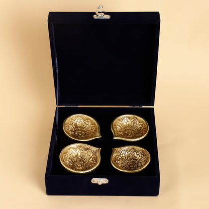 4 Piece Brass Diya for Puja Home Decoration Items Temple Decorative Diwali Festival Gifts Indian Puja