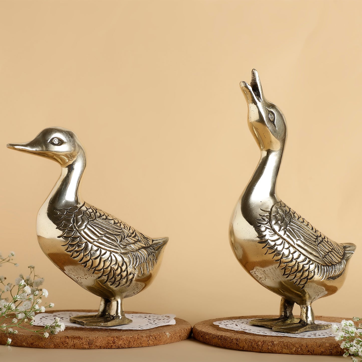 Handcrafted Brass Duck Figurines – Symbolic Décor for Love, Harmony & Home Elegance